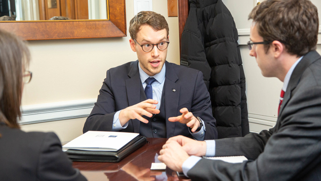 Joe Luchsinger talks at SfN's Capitol Hill Day 2019