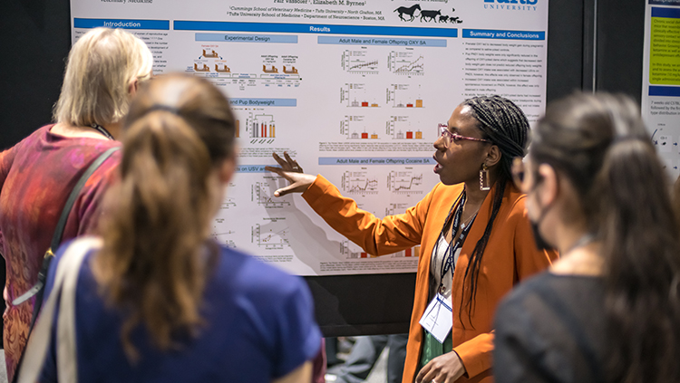 Attendees at Neuroscience 2022 in San Diego